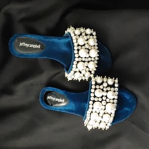 Jeffery Campbell 8.5 beautiful dark blue velvet Facile Pearl slides.